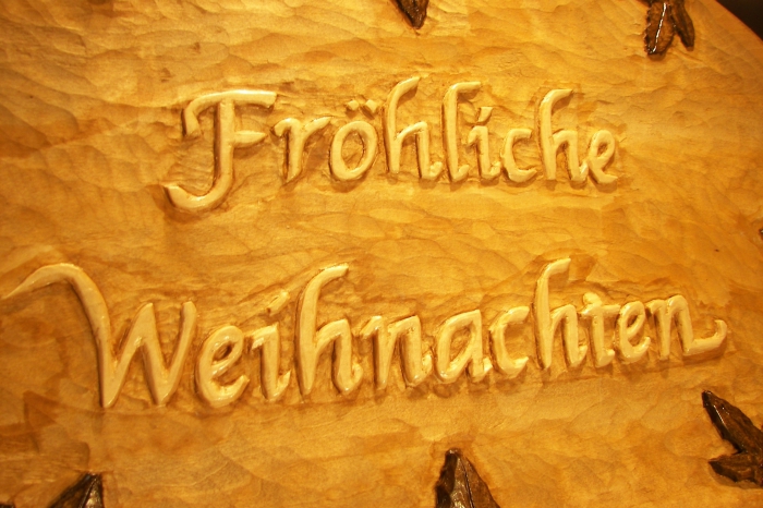 Merry Christmas sign in German | Woodcarvingworkshops.tv